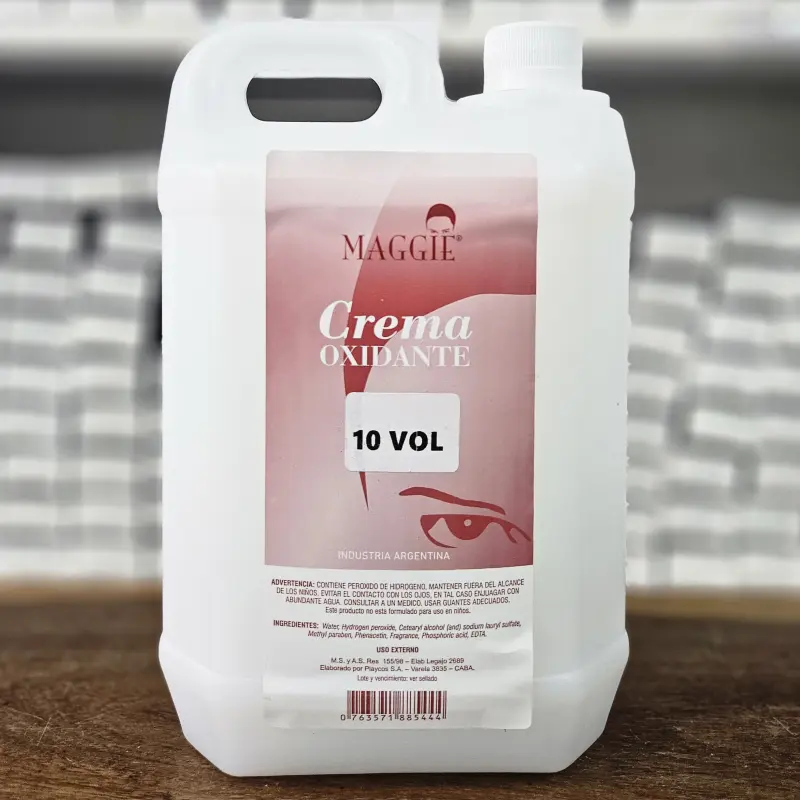 Crema Oxidante 10 Vol. -Revelador (2 Litros) | Bell Distribuidora