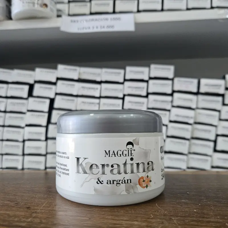 Baño de crema de Keratina & argán 240gr. | Bell Distribuidora