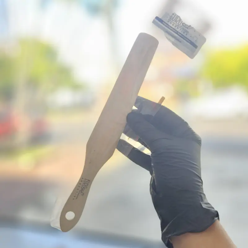 51633 Espatula cera madera 24cm | Bell Distribuidora